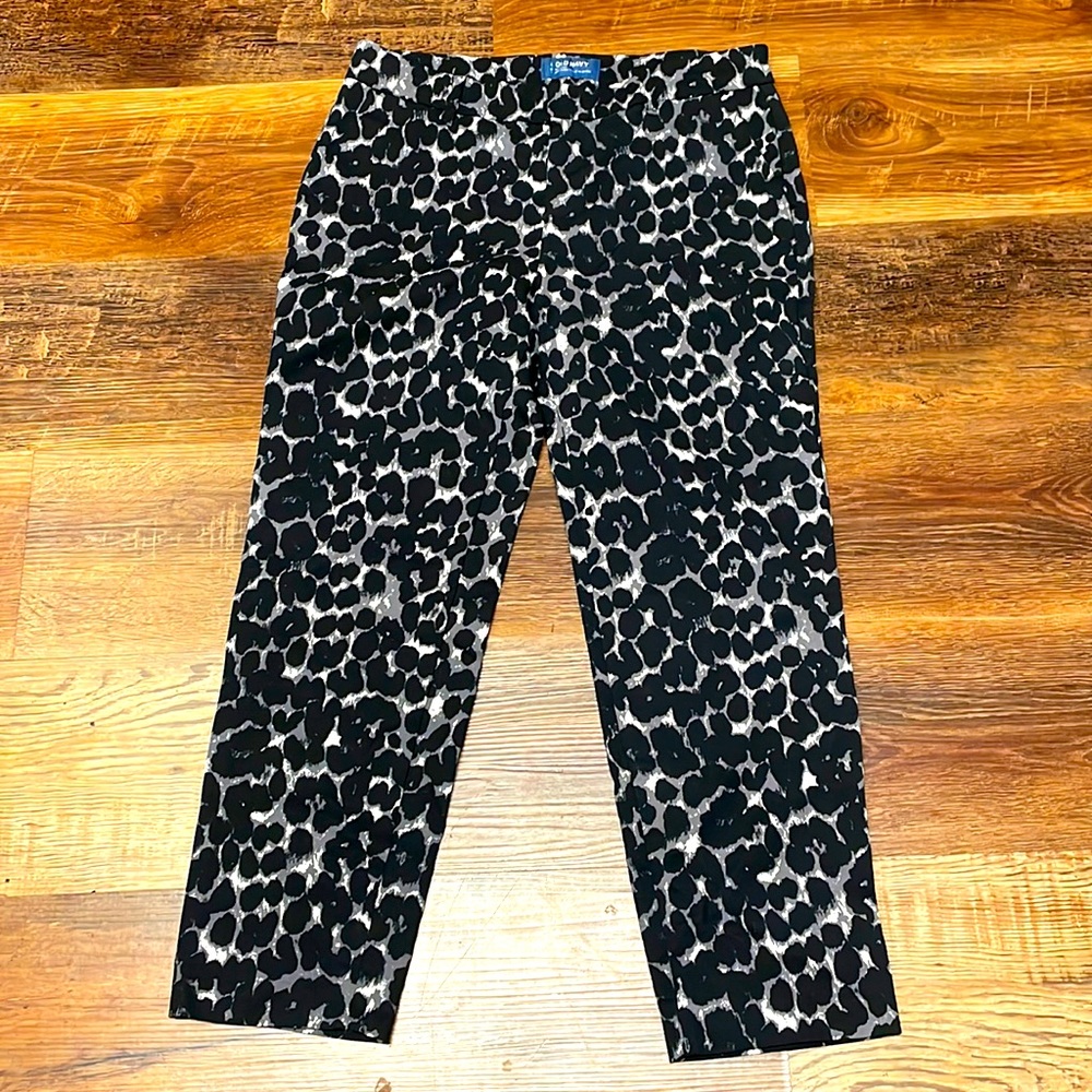 Old Navy Pixie Skinny Ankle Pants